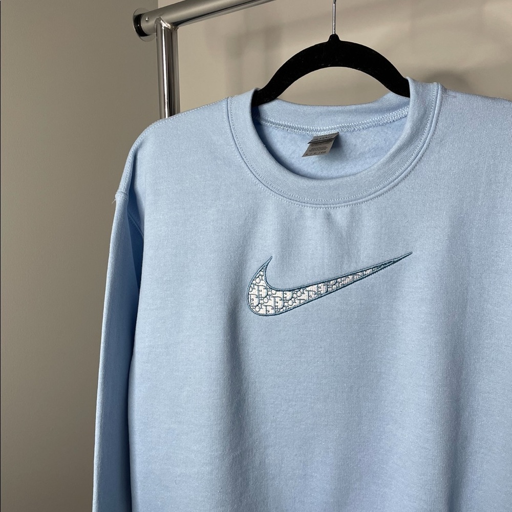 Nike x CD Custom Embroidered Crewneck Sweater - Picture 1 of 2